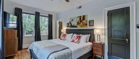 1 soverom, strykejern/-brett, reiseseng for barn og wi-fi