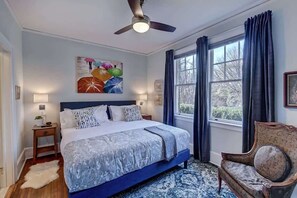 1 bedroom, iron/ironing board, travel crib, WiFi