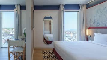 Studio vista mare laterale con balcone | Ausblick vom Zimmer