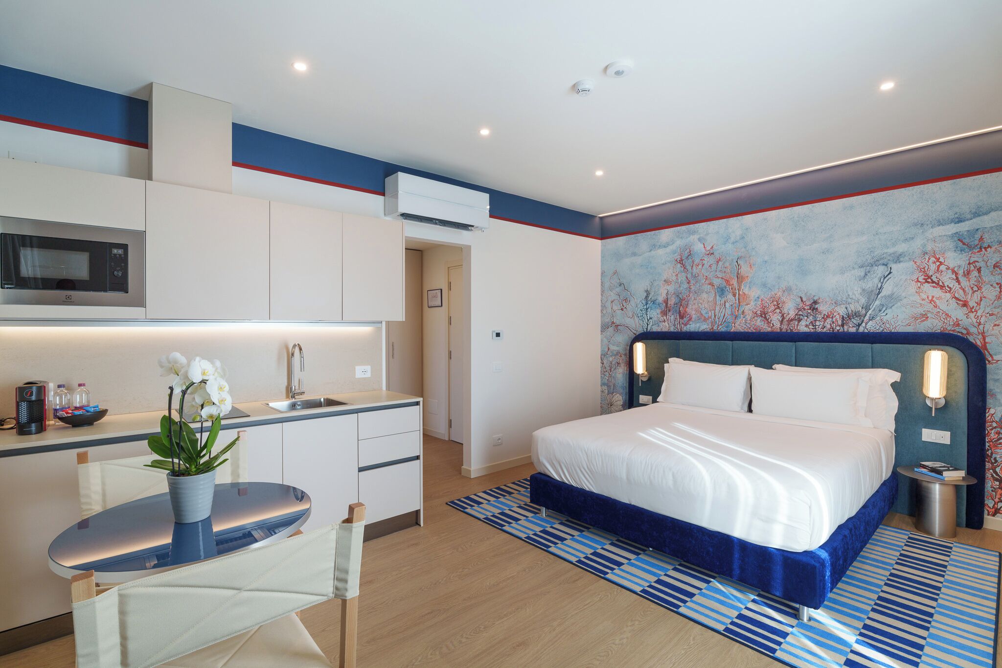 In-room safe, blackout curtains, soundproofing, free WiFi