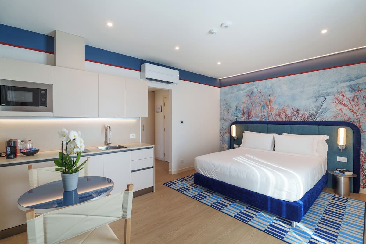 In-room safe, blackout curtains, soundproofing, free WiFi