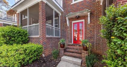 Charming Dilworth 1BR King Condo | Balcony | Walka