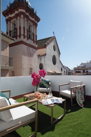 Suite ático con terraza - 2 planta | Terrace/patio