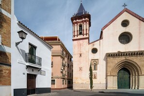 Fachada de la propiedad