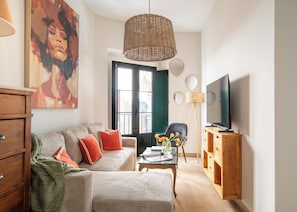 Suite con balcón - 1 planta | Área de sala de estar