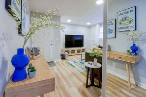 TV, stereo - Playful, walkable, and comfortable, just steps from Mass Street. (Lawrence)