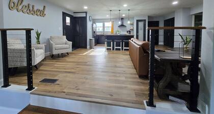 A+ location: UT, Melton Hill Parks, ORNL, shops