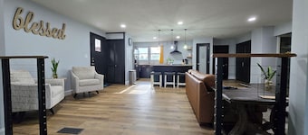 A+ location: UT, Melton Hill Parks, ORNL, shops