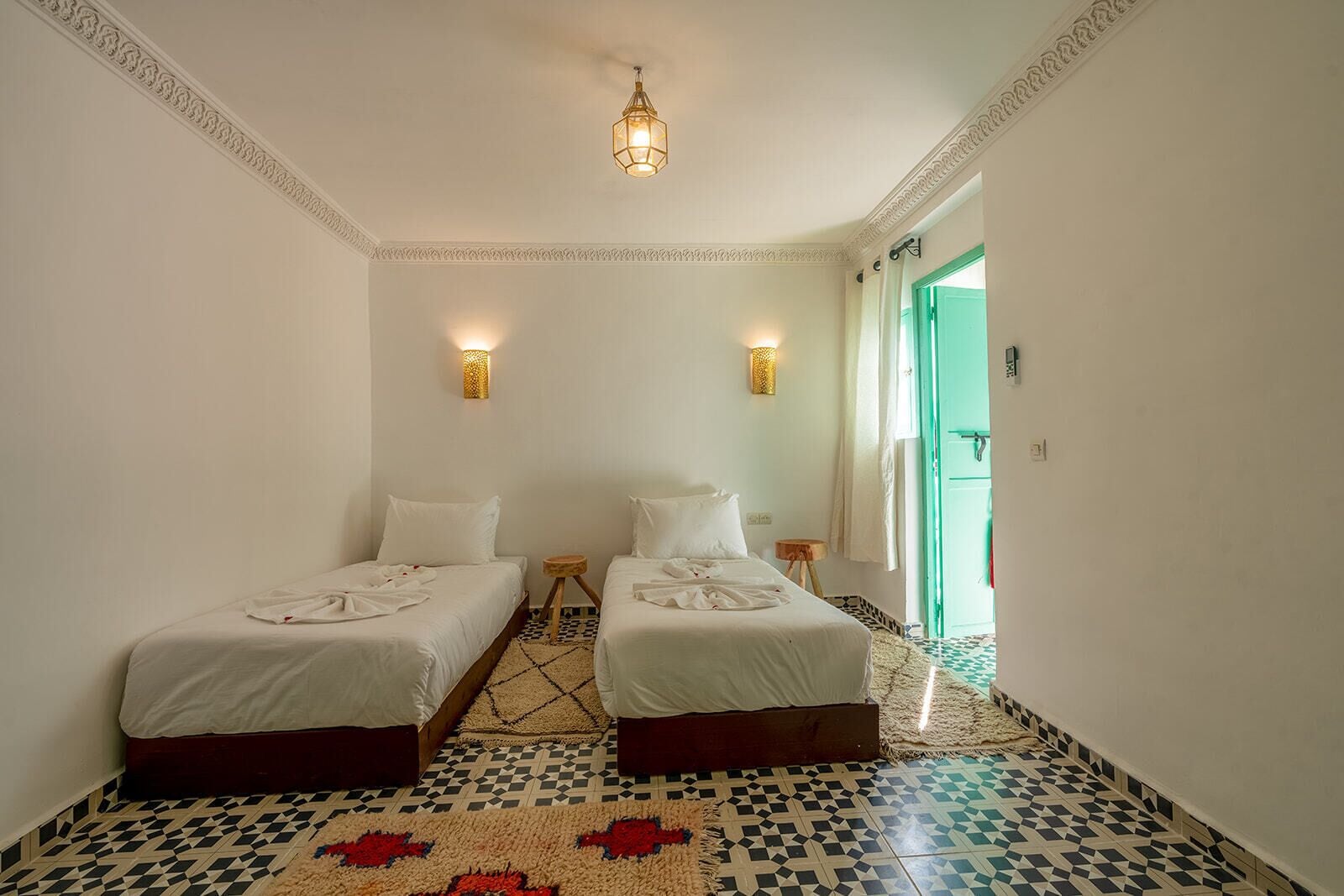 Standard Double Room | Free WiFi, bed sheets