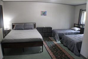1 bedroom, WiFi, bed sheets