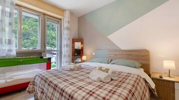 2 slaapkamers, een strijkplank/strijkijzer, wifi, beddengoed