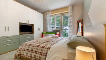 2 camere, ferro/asse da stiro, Wi-Fi, lenzuola