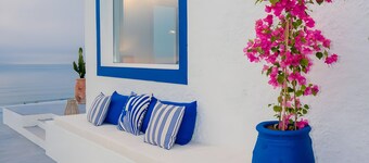 Holiday Home Da Praia Valmitão with Sea View, Private Pool and Wi-Fi