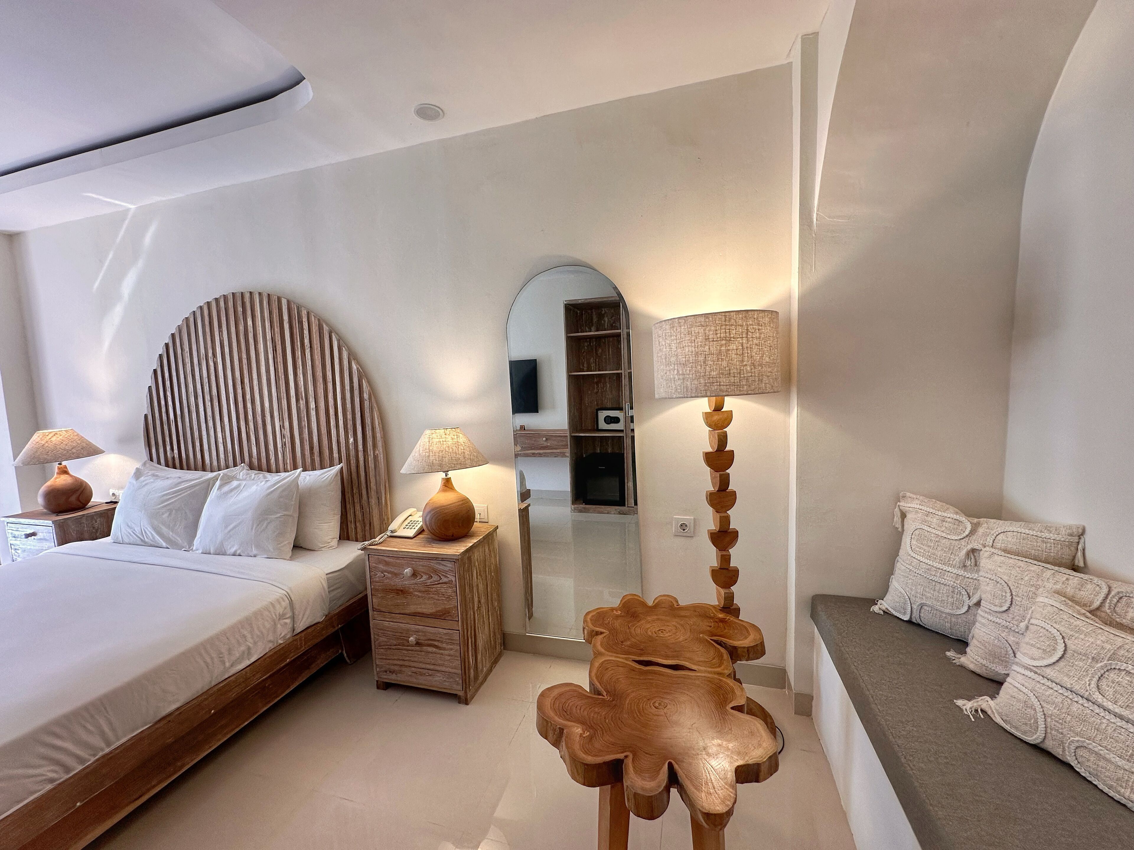 Superior Suite, Sea View | In-room safe, blackout drapes, free WiFi