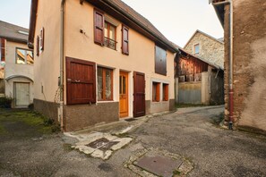 Exterior - Gîte les Dames in the Trièves (Mens)