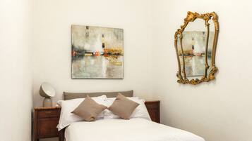 Singola Standard | Una cassaforte in camera, tende oscuranti, Wi-Fi gratuito