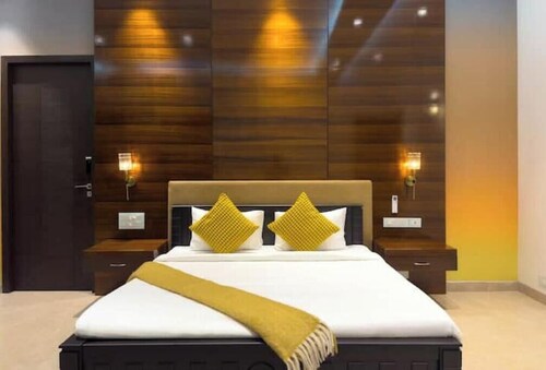 Truliv Villa Nova- 6BHK Pool Villa near Beach ECR