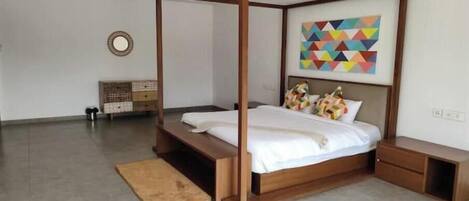 4 Schlafzimmer, Internetzugang, Bettwäsche