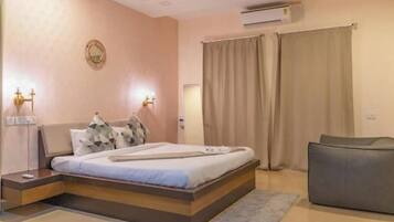 4 Schlafzimmer, Internetzugang, Bettwäsche