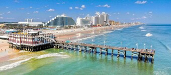 Breathtaking Oceanview Stay Just Steps FROM EVERYTHING!