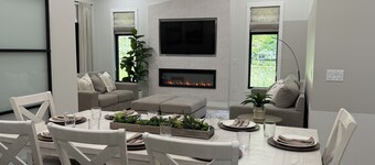 Glimpse of Whitefish-Modern Home with SAUNA