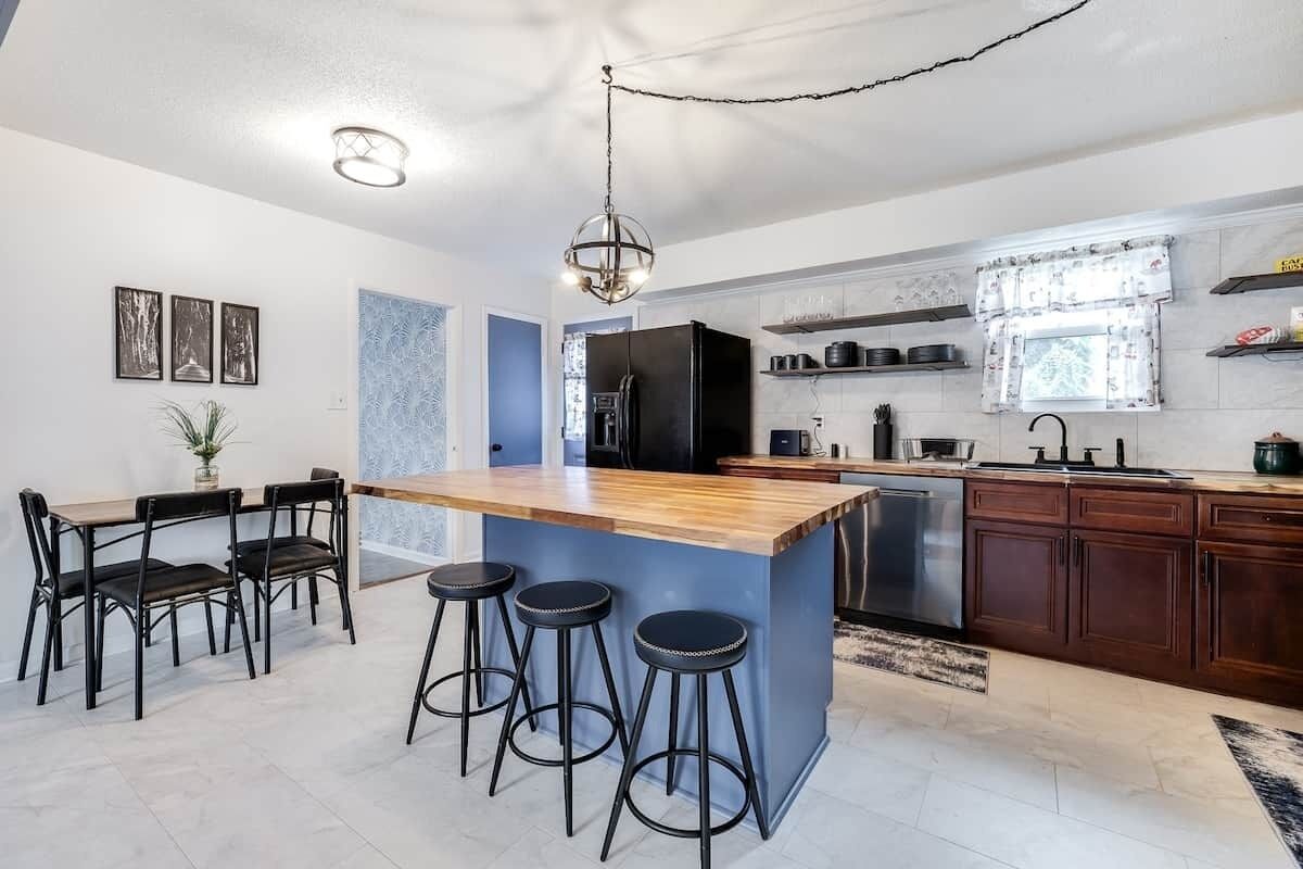 Kühlschrank, Ofen, Herdplatte, Geschirrspüler