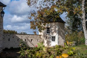 Classic Room, Patio, Garden View | Terrace/patio