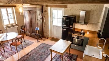 クラシック コテージ ガーデンビュー | 専用キッチン