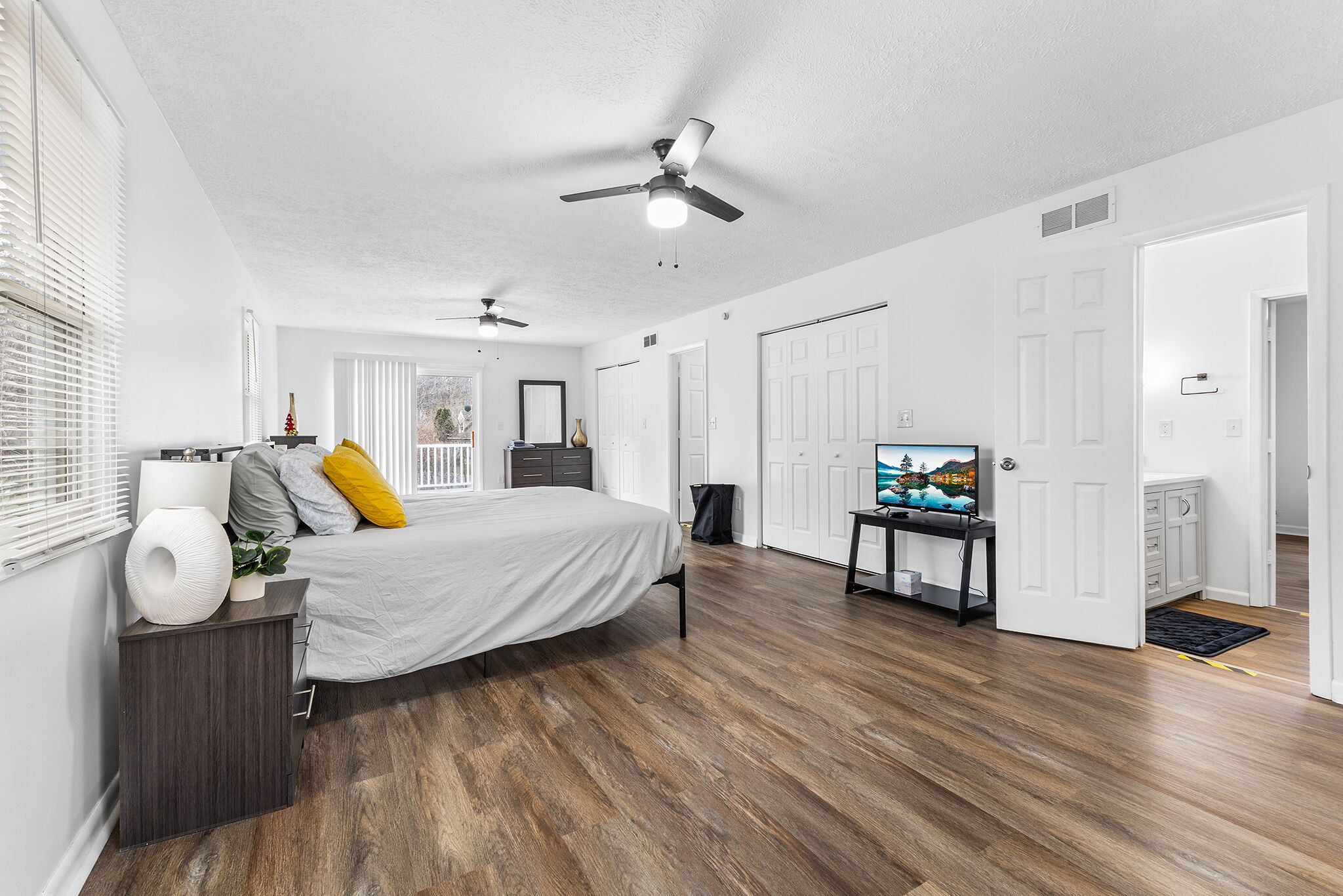 4 Schlafzimmer, kostenloses WLAN, Bettwäsche