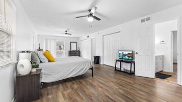 4 Schlafzimmer, kostenloses WLAN, Bettwäsche