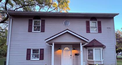 Peaceful 4-bedroom King House in East Rochester