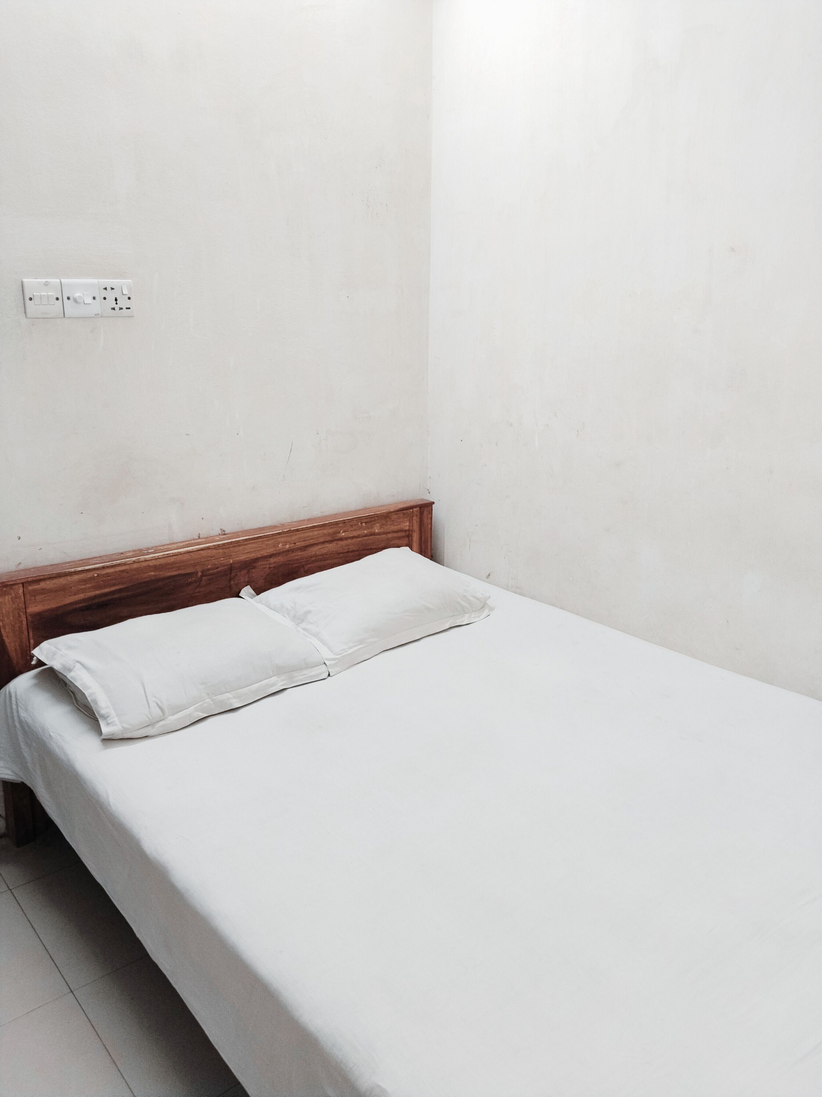 Economy Double Room | Desk, free WiFi