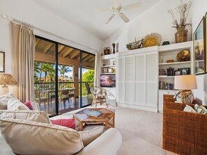 TV, offices - Tropical Garden & Pool Views - Professionally Managed (Wailea)