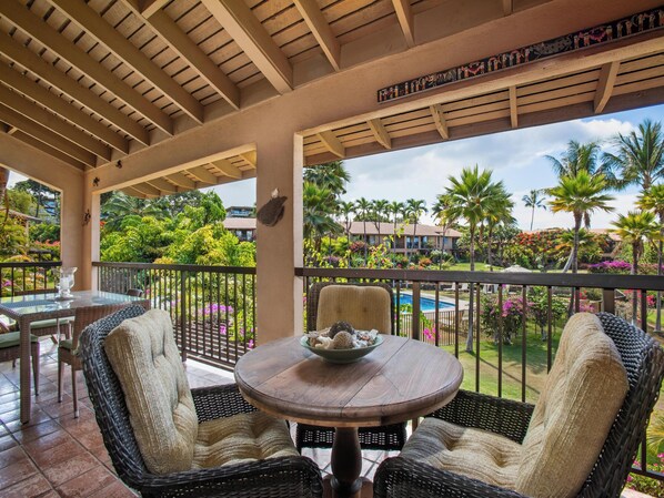 Outdoor dining - Tropical Garden & Pool Views - Professionally Managed (Wailea)