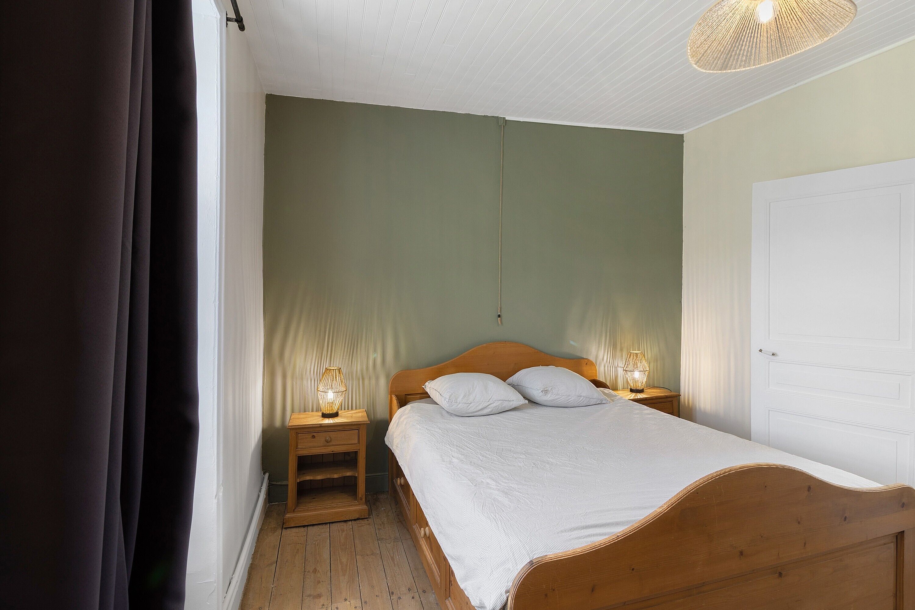 3 bedrooms, WiFi, bed sheets