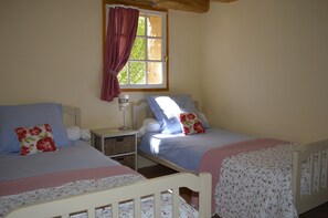 3 bedrooms, WiFi, bed sheets - Les crouquets - Le Pêcher (Jayac)