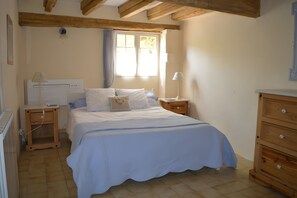 3 quartos, Wi-Fi, roupa de cama