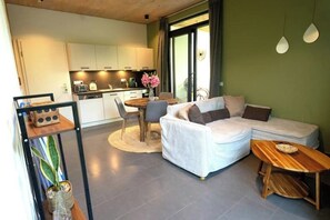 Living area - Luxury apartment with private outdoor cinema and terrace (Paje)