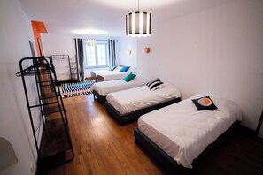 Strykejern/-brett, wi-fi og sengetøy