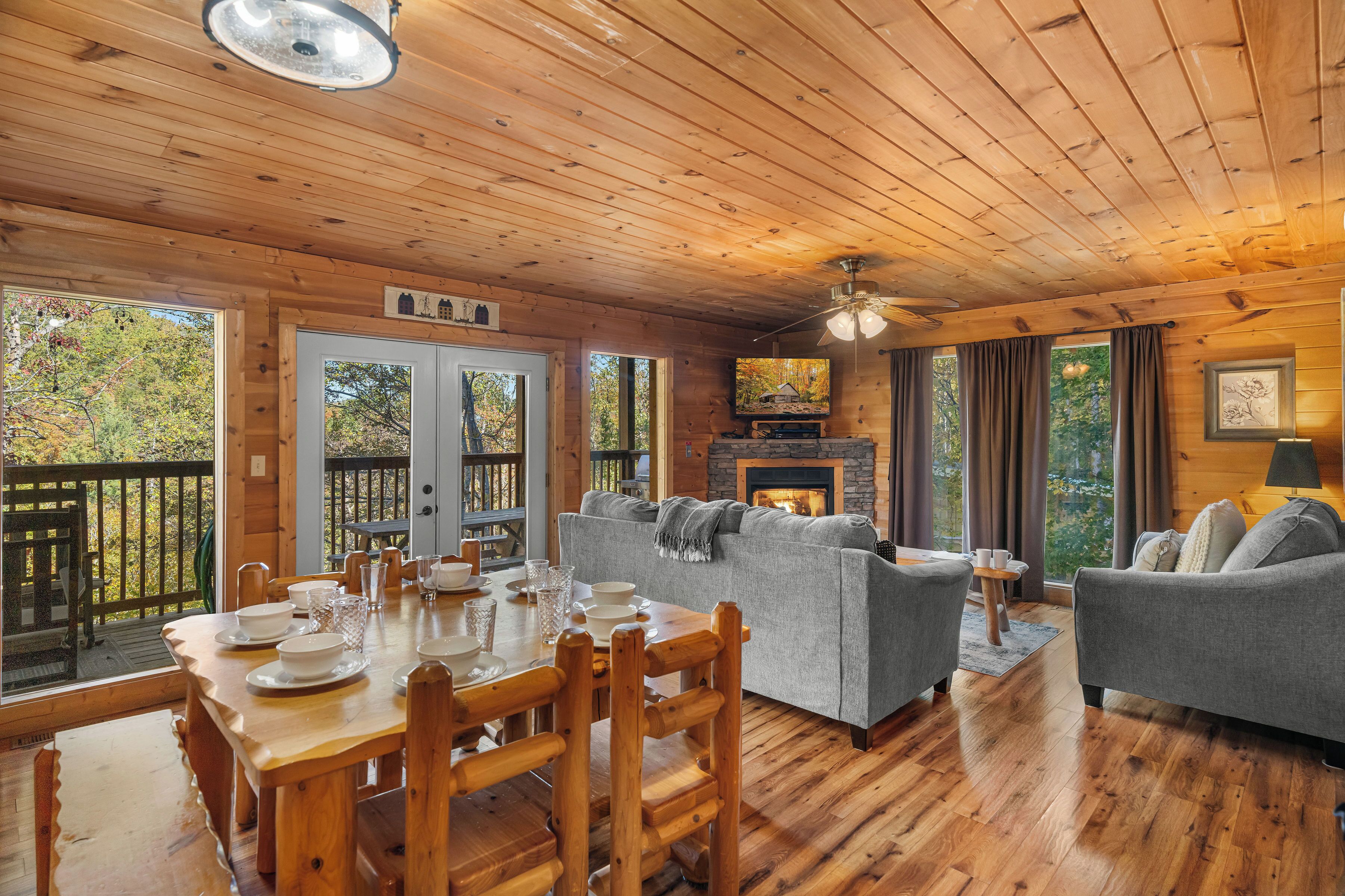 Smart-TV, Kamin, Videospiele, DVD-Player