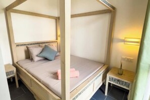 1 habitación, tabla de planchar con plancha, wifi y ropa de cama 