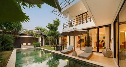 Spacious 5BR Modern Simplicity, Near Canggu`s Best