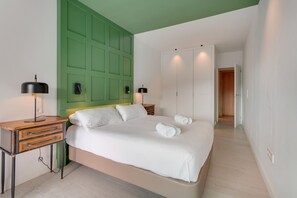 2 bedrooms, iron/ironing board, WiFi, bed sheets - Vacation Apartment 'Obsidian San Juan Beach View' with Sea View, Balcony and Wi-Fi (Guía de Isora)