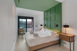 2 bedrooms, iron/ironing board, WiFi, bed sheets - Vacation Apartment 'Obsidian San Juan Beach View' with Sea View, Balcony and Wi-Fi (Guía de Isora)