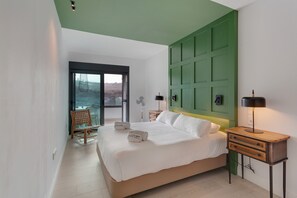 2 slaapkamers, een strijkplank/strijkijzer, wifi, beddengoed