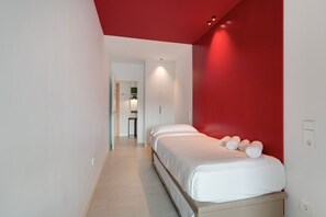 2 slaapkamers, een strijkplank/strijkijzer, wifi, beddengoed