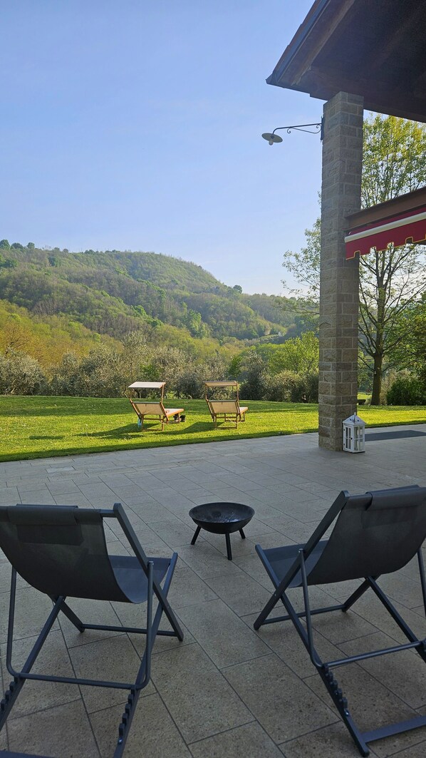 Terrace/patio - B&B Villa Euganea, double room with private bathroom overlooking Hills (Veneto)
