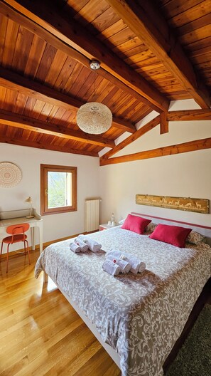1 bedroom, WiFi, bed sheets - B&B Villa Euganea, double room with private bathroom overlooking Hills (Veneto)