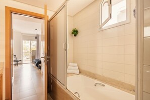 Bathroom - Luxury Duplex – Hay Riad – Designer (Rabat)