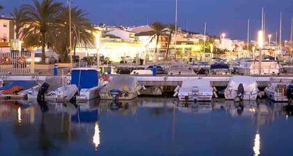 Relaxation, Golf and Beach